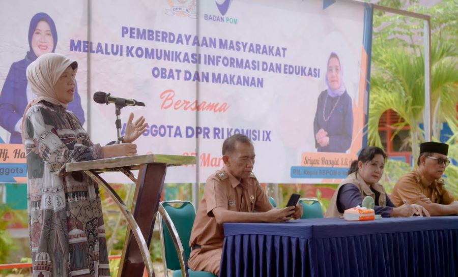 Hasnah Sosialisasi Obat dan Makanan Melalui Program KIE